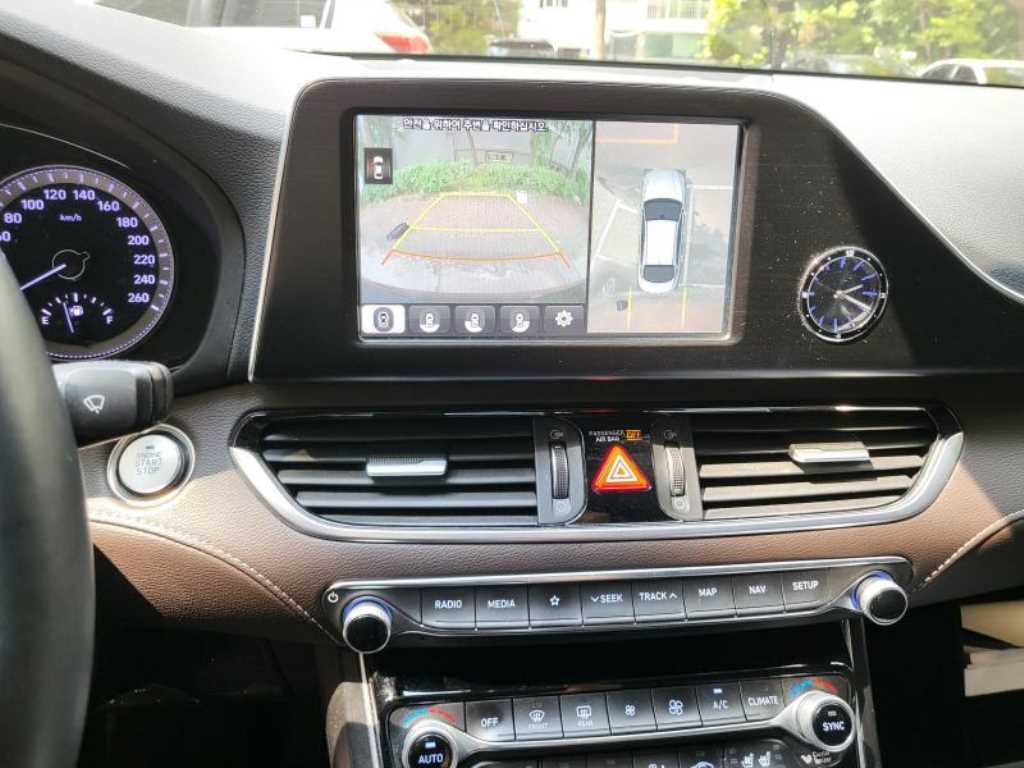 HYUNDAI Grandeur - Vista 7