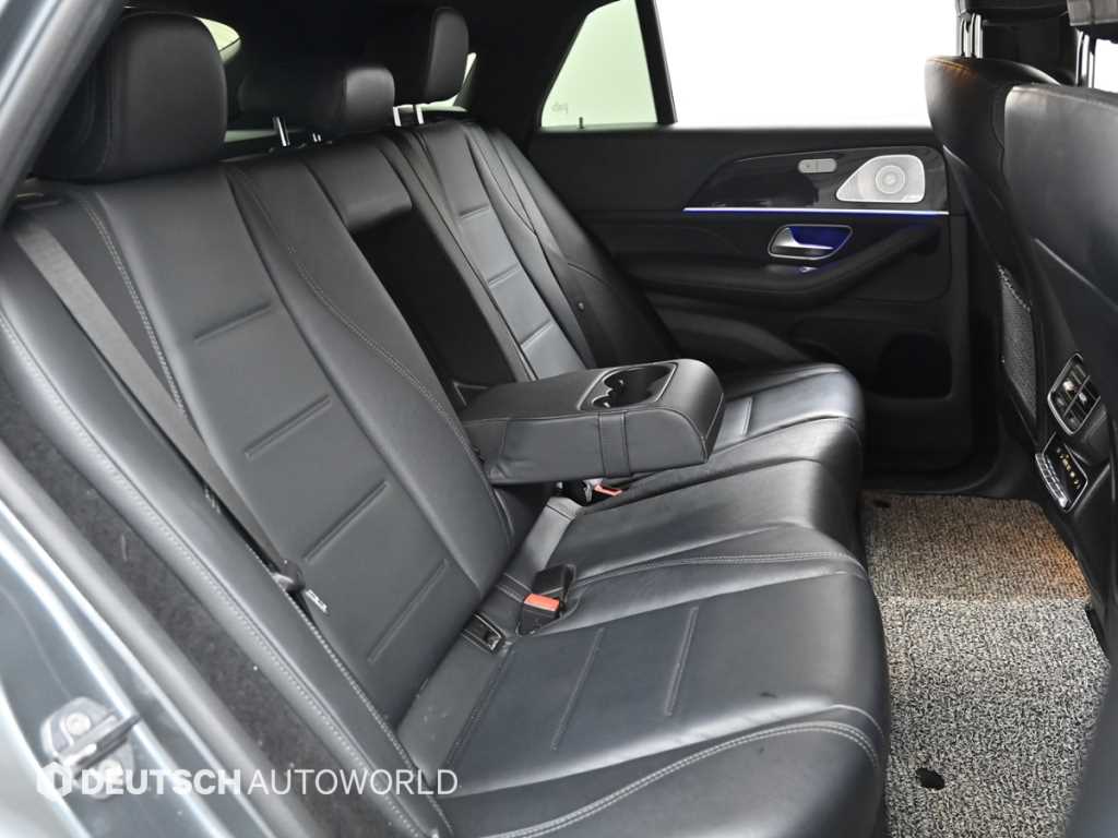 Mercedes Benz GLE Class - Vista 12