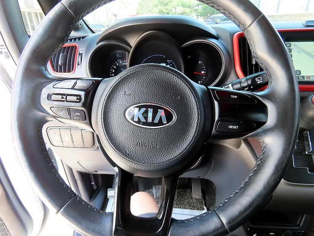 KIA Ray - Vista 8