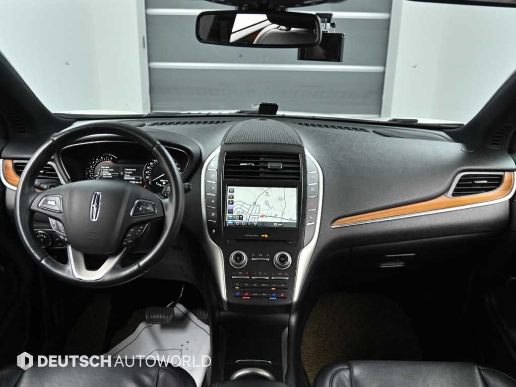 Lincoln MKC - Vista 7