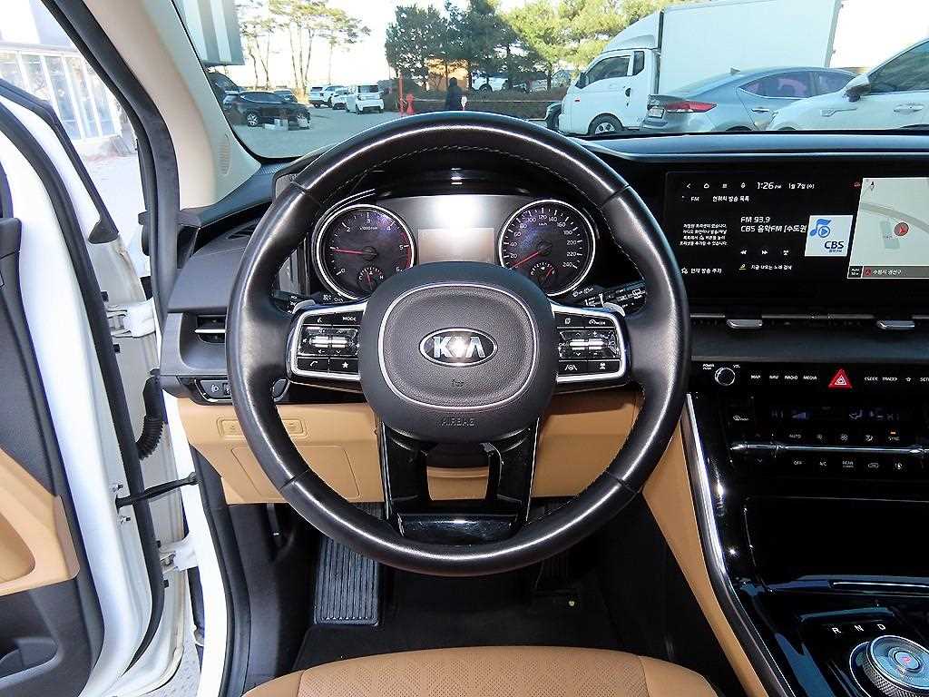 KIA Carnival - Vista 9