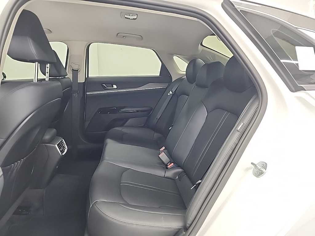 KIA K5 - Vista 12
