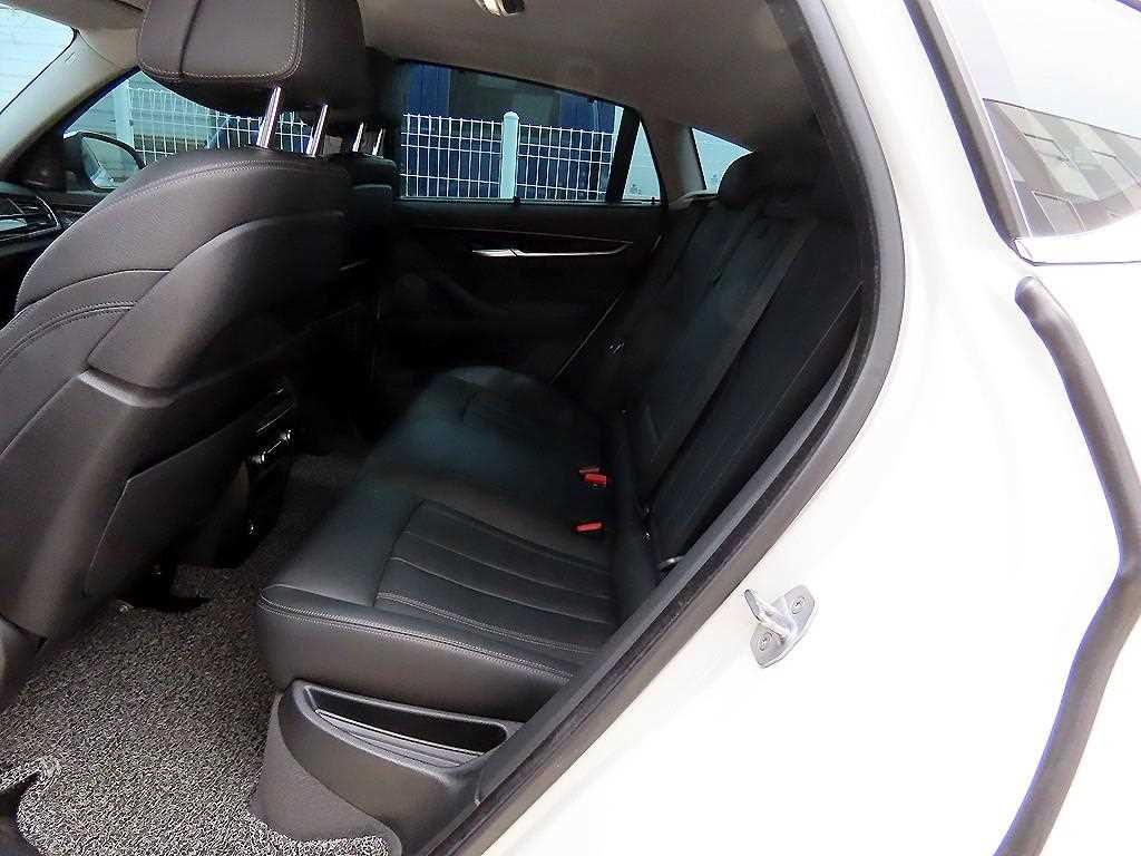 BMW X6 - Vista 6