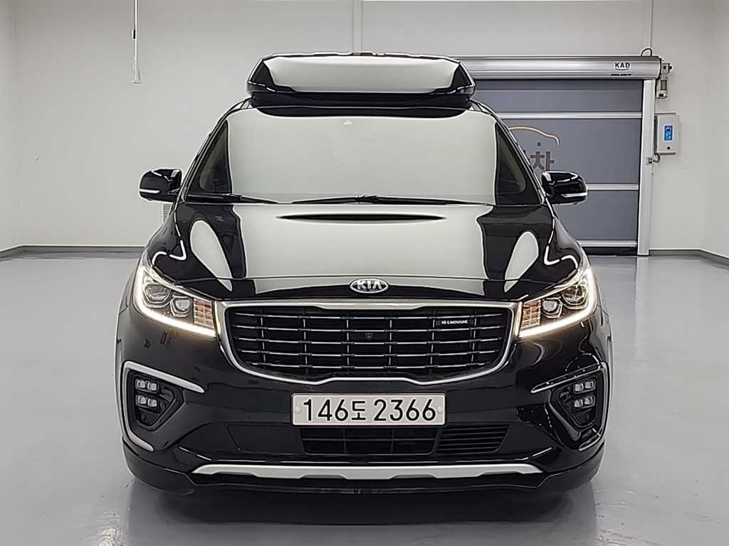 KIA Carnival - Vista 2