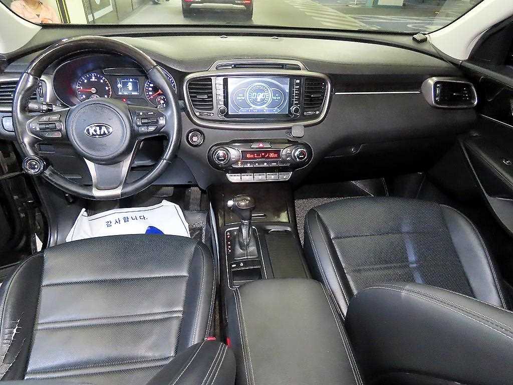 KIA Sorento - Vista 10