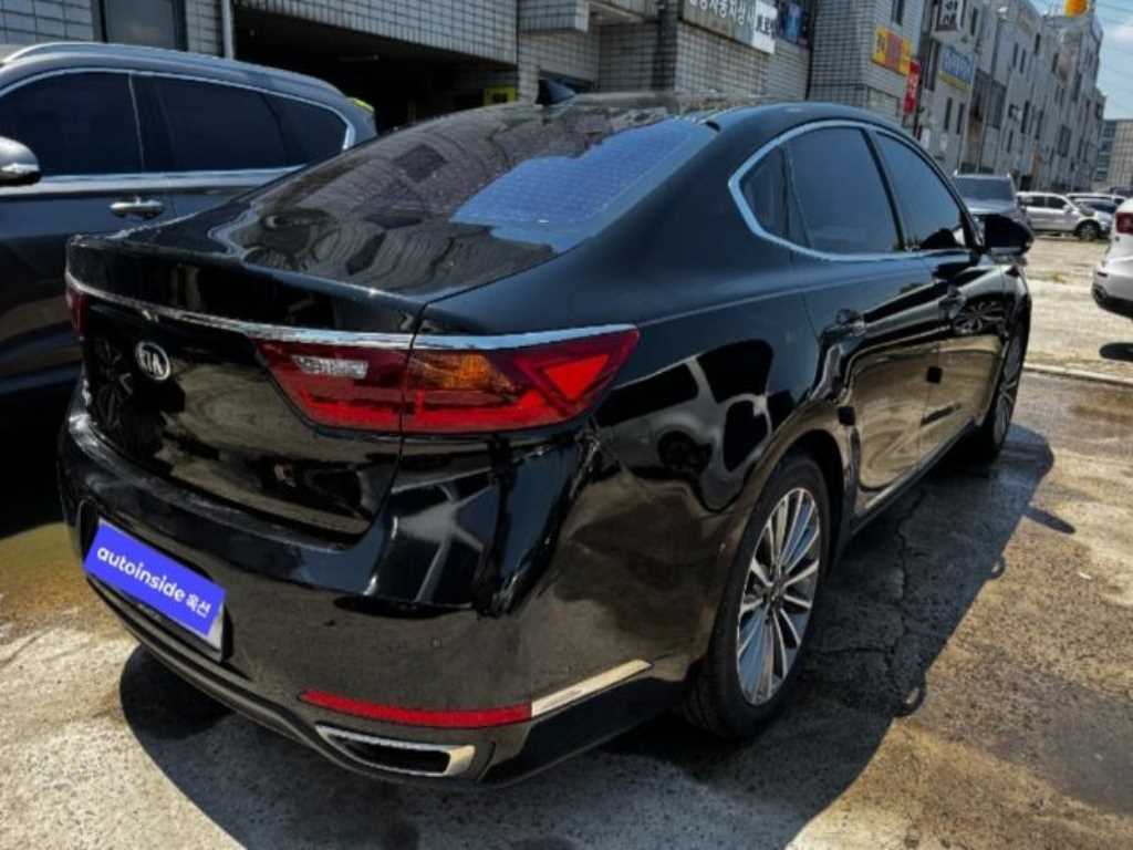 KIA K7 - Vista 4
