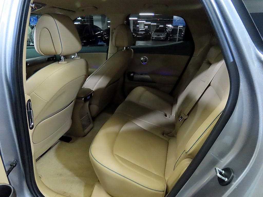 Genesis GV60 - Vista 7