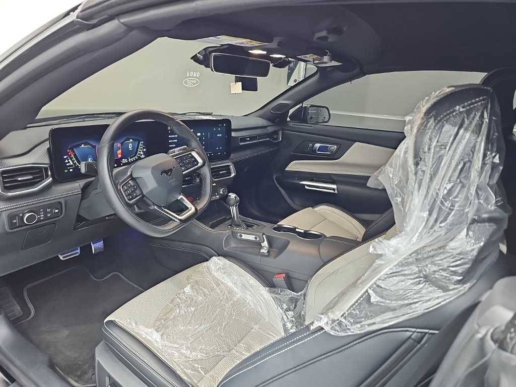Ford Mustang - Vista 7