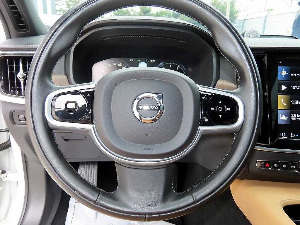 Volvo V90 - Vista 8