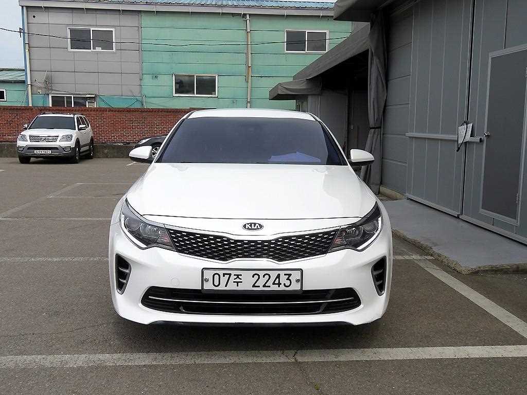 KIA K5 2016 Blanco - Importación desde Corea - HF Imports Iquique - Foto 1