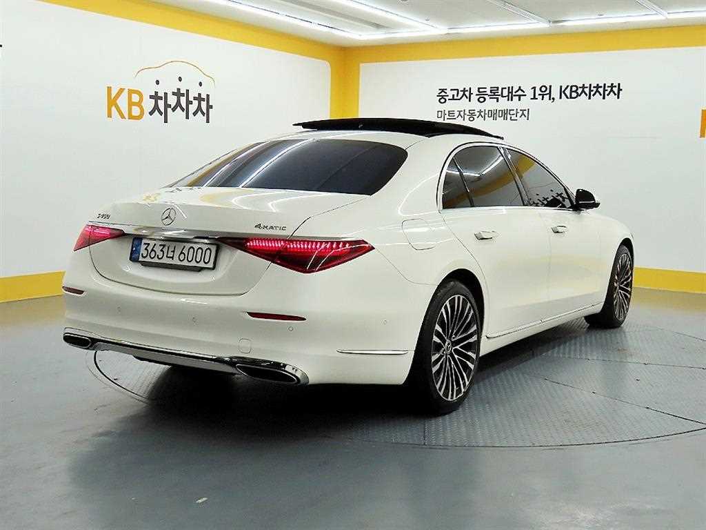 Mercedes Benz S Class - Vista 4