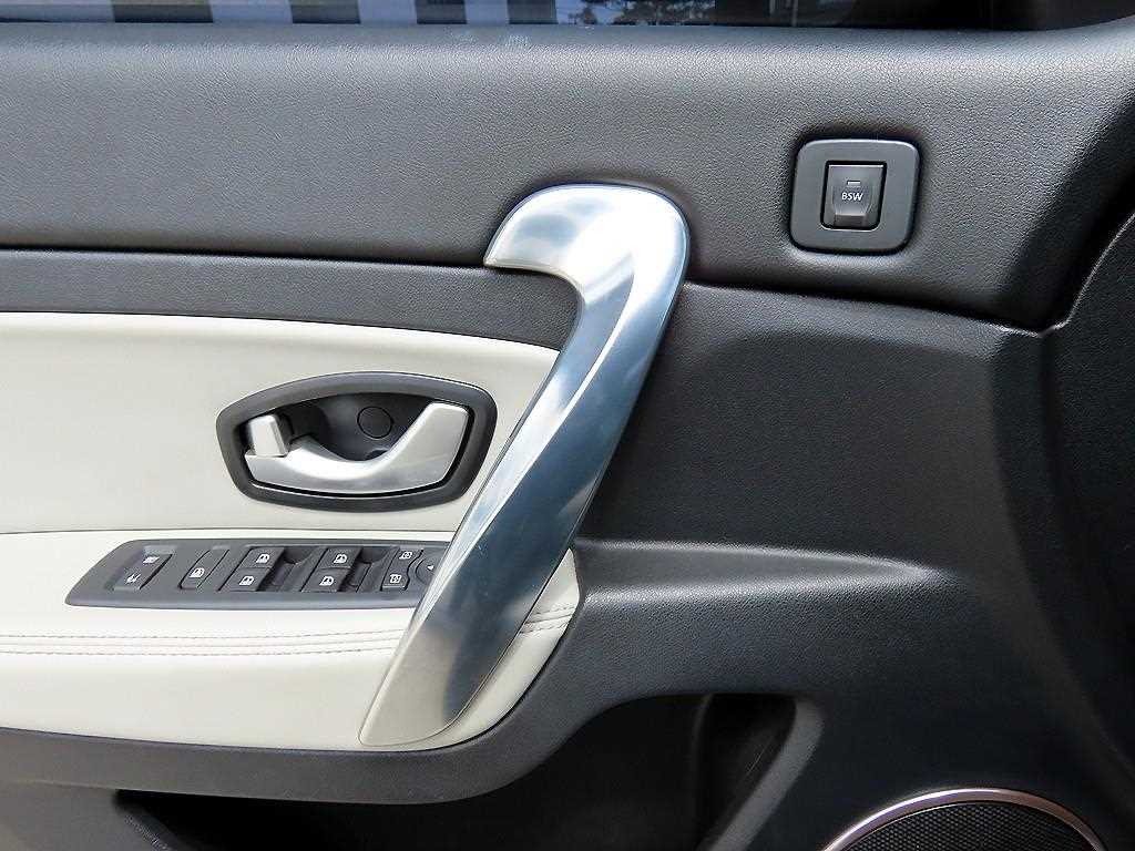 SAMSUNG SM5 - Vista 11