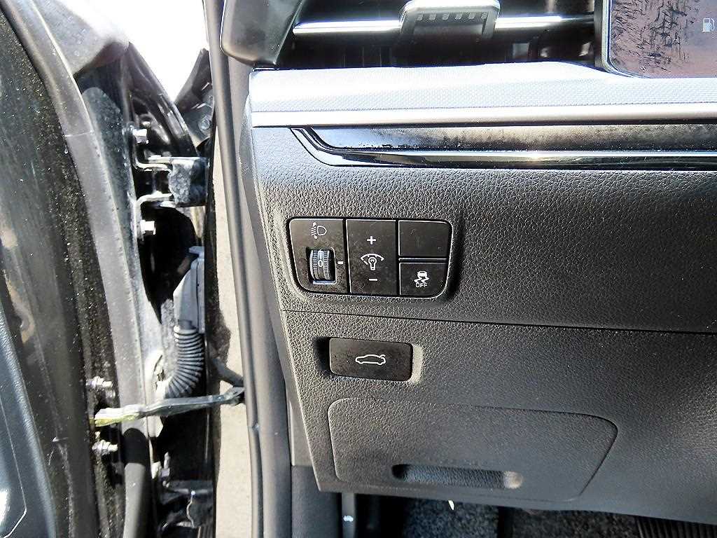 KIA K5 - Vista 12