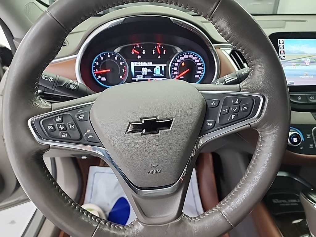 Chevrolet Malibu - Vista 9