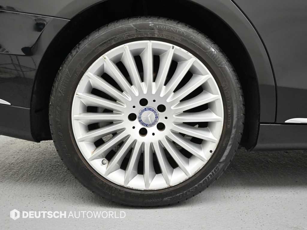 Mercedes Benz S Class - Vista 6