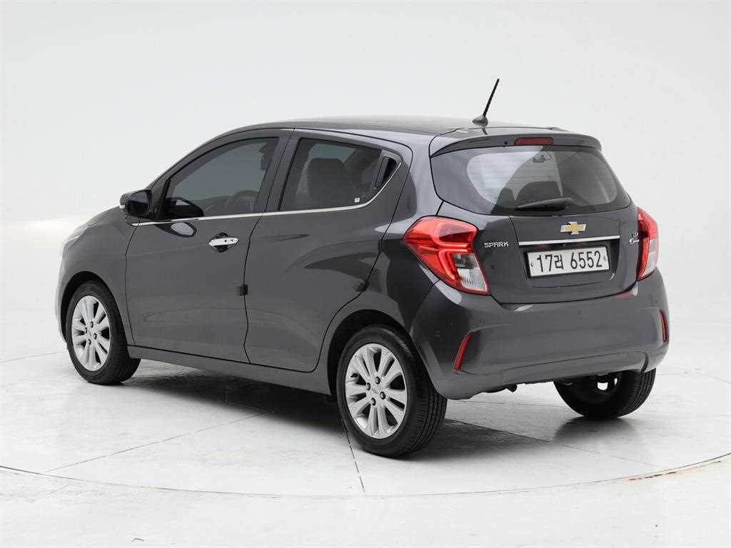 Chevrolet Spark - Vista 4