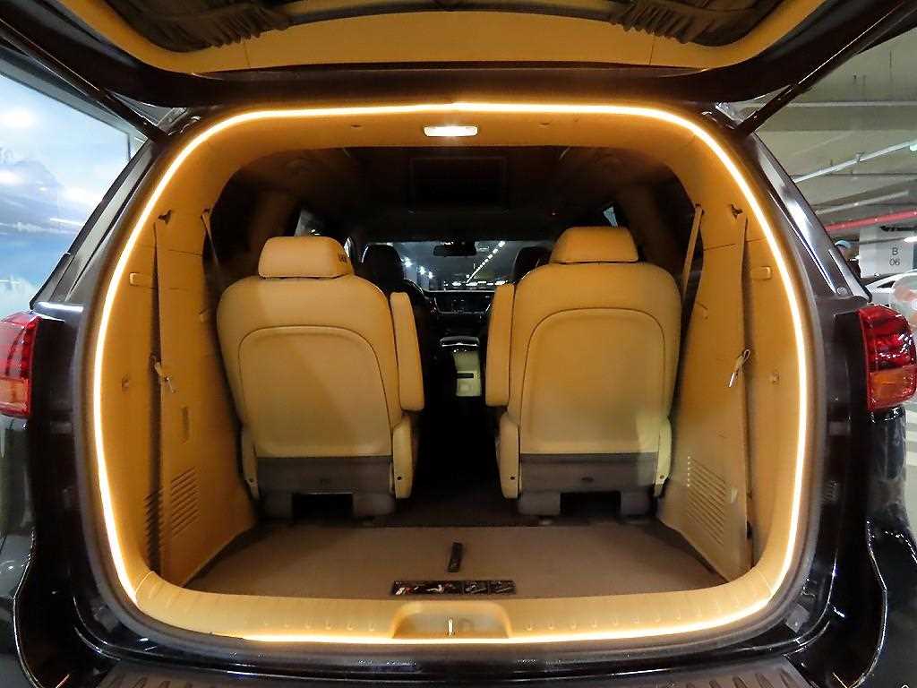 KIA Carnival 2019 Negro - Importación desde Corea - HF Imports Iquique - Foto 16