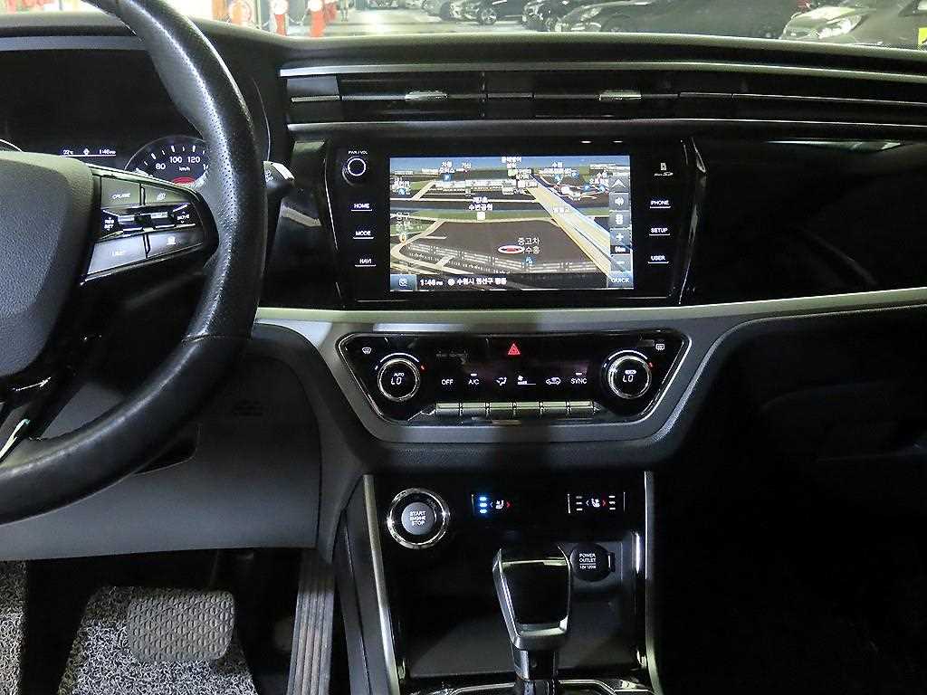 Ssangyong Korando - Vista 11