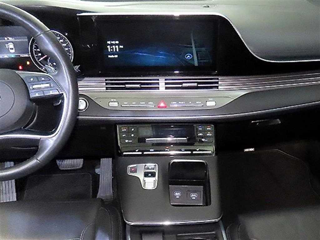 HYUNDAI Grandeur - Vista 11