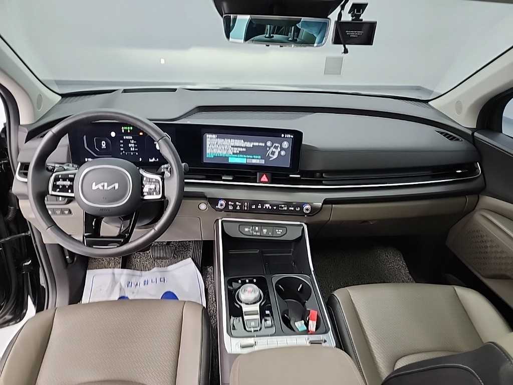 KIA Carnival - Vista 7