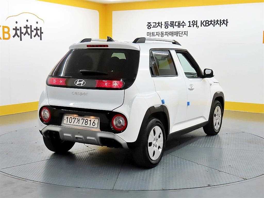 HYUNDAI Casper - Vista 4