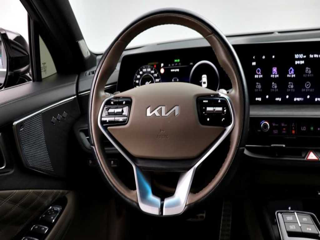 KIA K8 - Vista 7