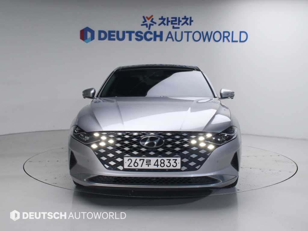 HYUNDAI Grandeur - Vista 3