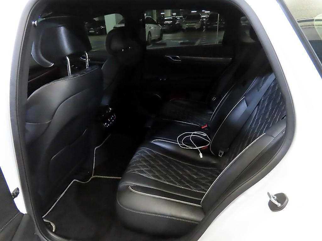 Genesis G80 - Vista 7