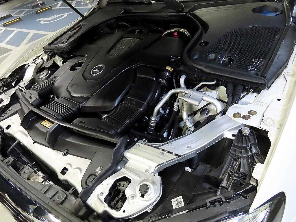 Mercedes Benz E class 2020 Blanco - Importación desde Corea - HF Imports Iquique - Foto 19