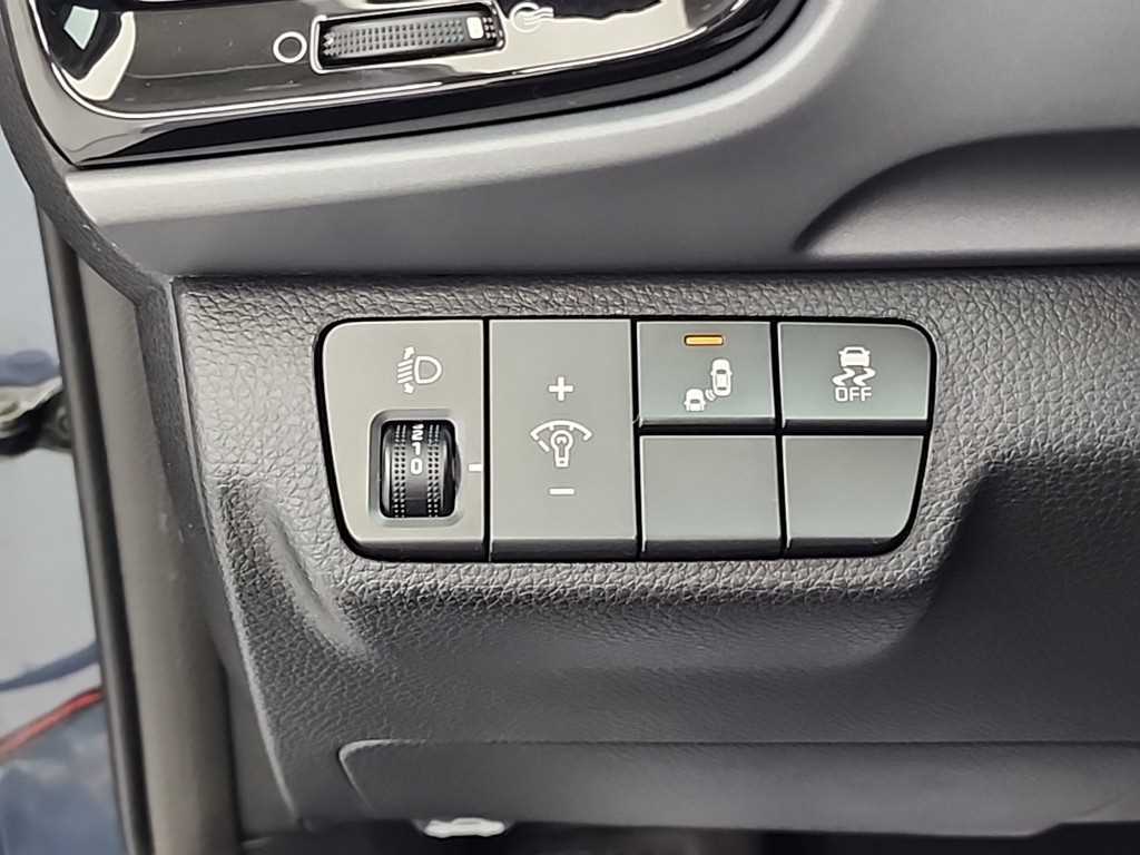 KIA Stonic 2018 - Importación desde Corea - HF Imports Iquique - Foto 19