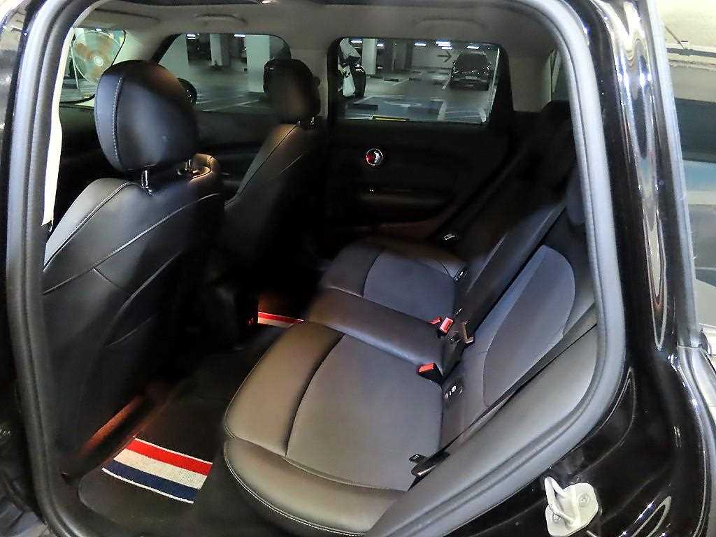 Mini Clubman - Vista 7