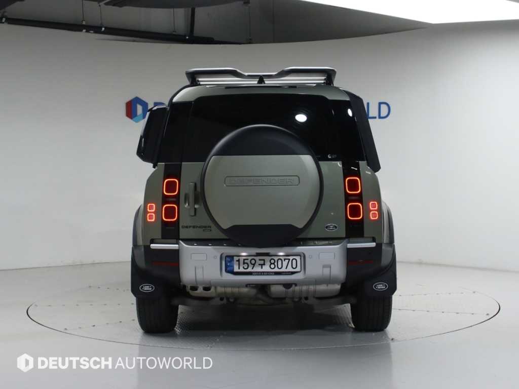Land Rover Defender - Vista 4
