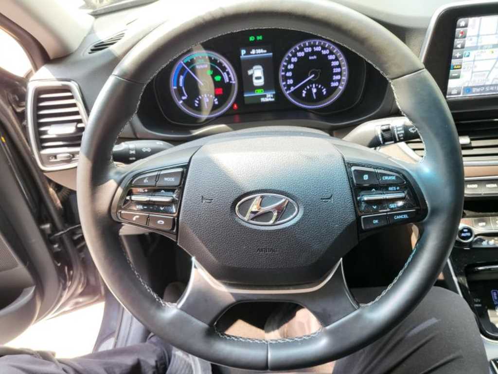 HYUNDAI Grandeur - Vista 3