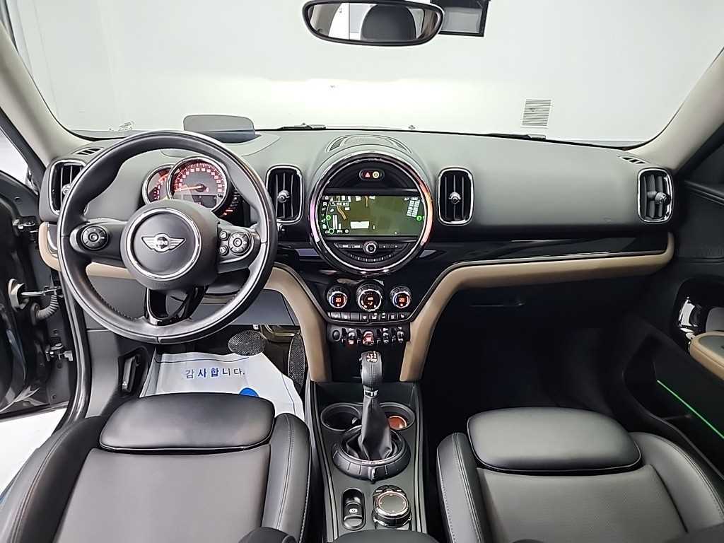 Mini Countryman - Vista 7