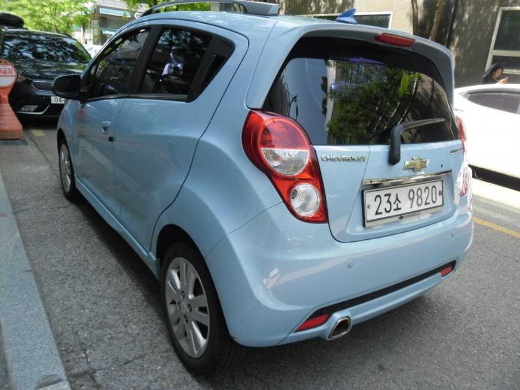 Chevrolet Spark - Vista 4