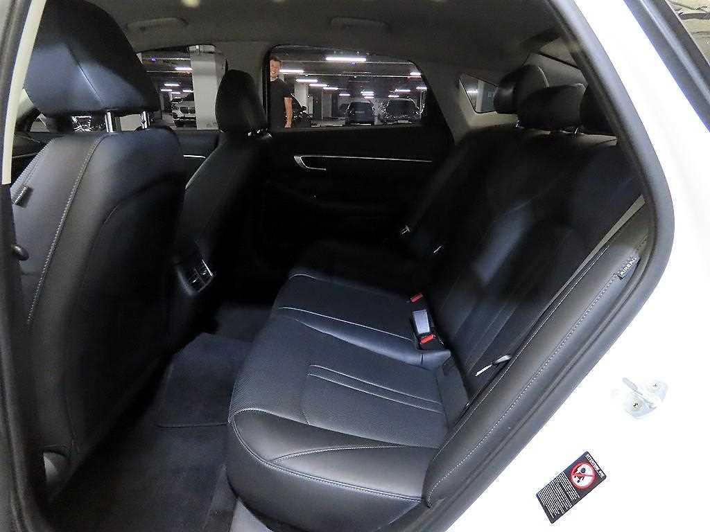 HYUNDAI Sonata - Vista 7