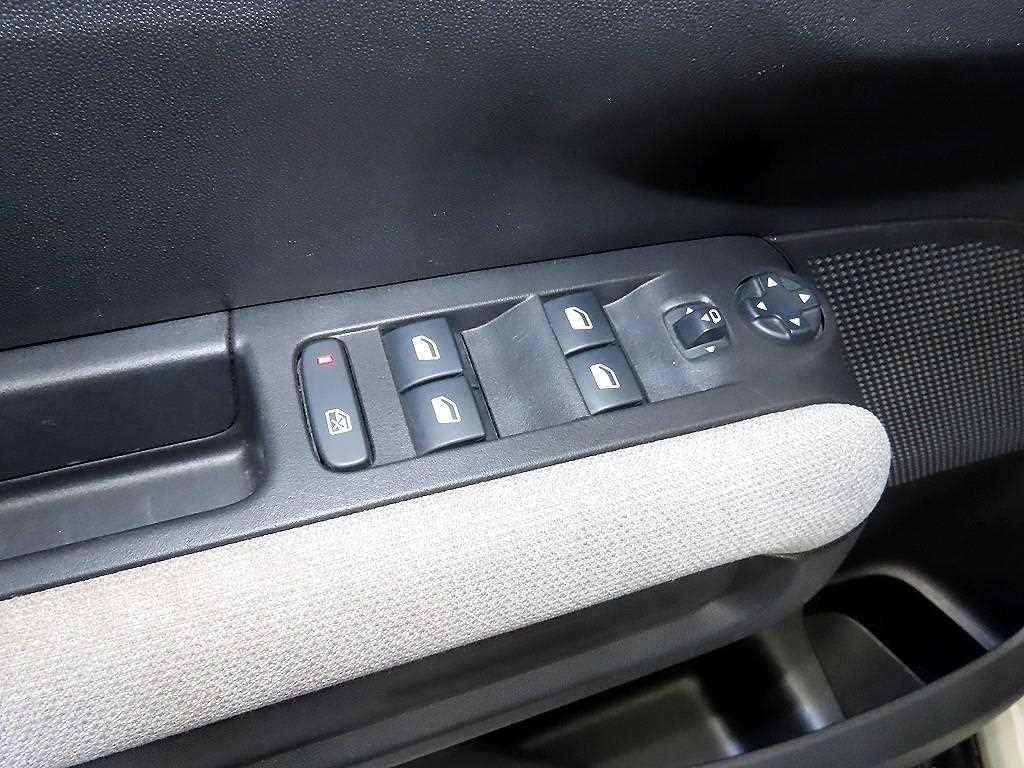 Citroen C3 2020 the color of pearl - Importación desde Corea - HF Imports Iquique - Foto 13