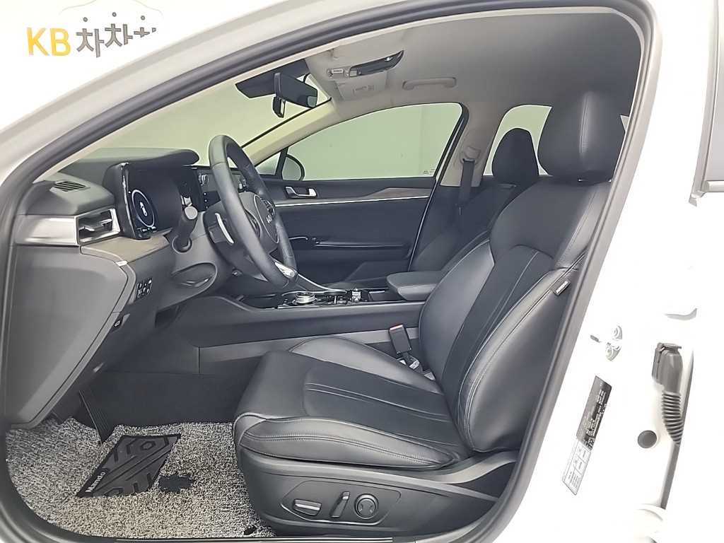 KIA K5 - Vista 11