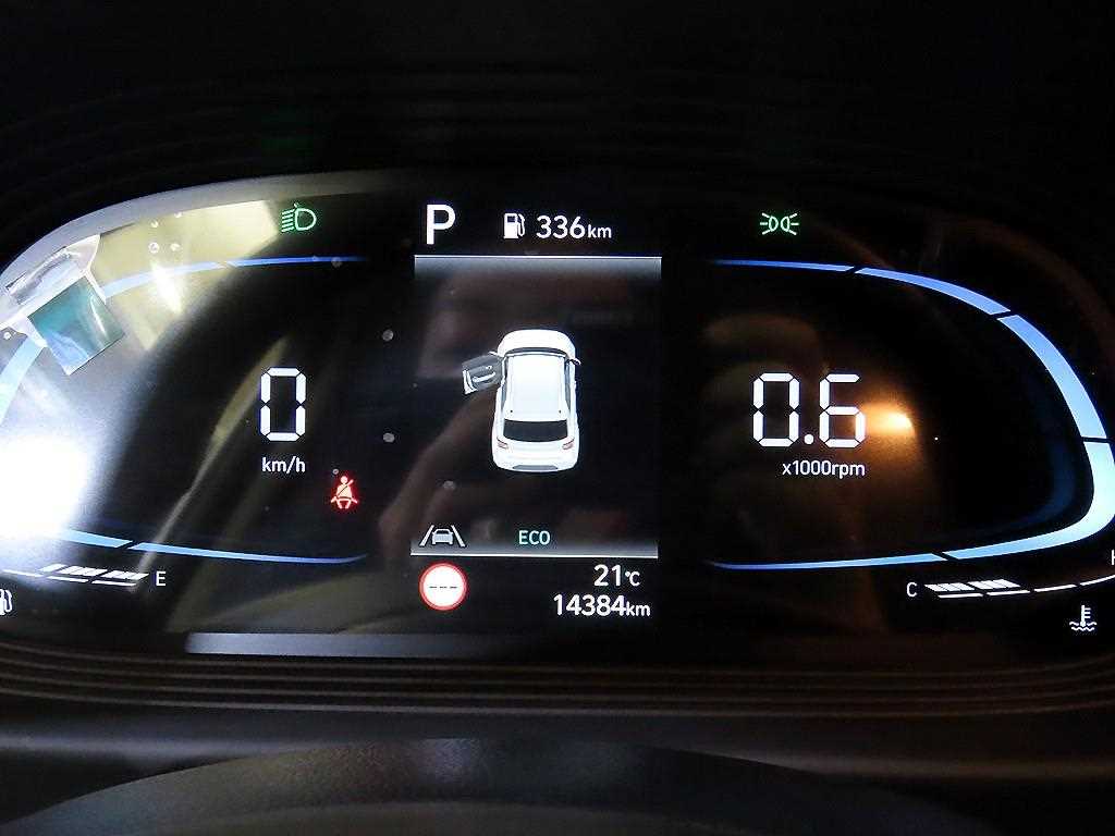 HYUNDAI Venue - Vista 9