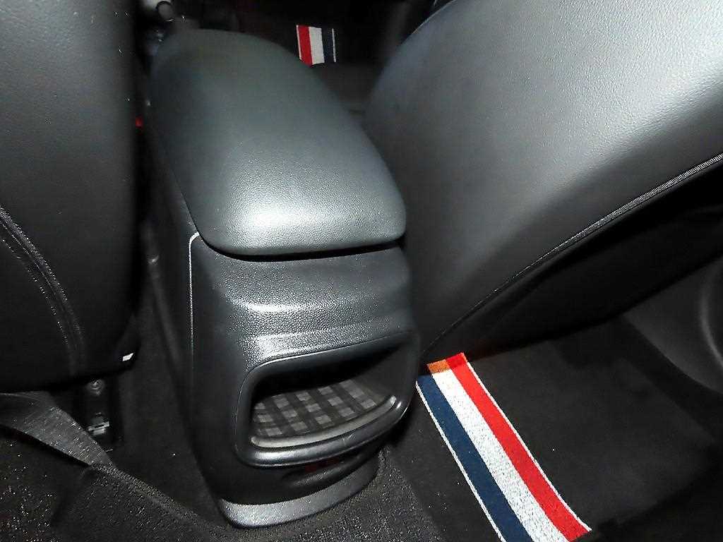 Mini Clubman 2021 Negro - Importación desde Corea - HF Imports Iquique - Foto 16