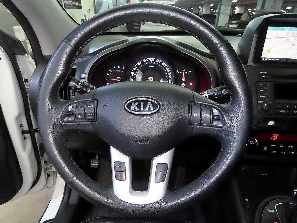 KIA Sportage - Vista 8