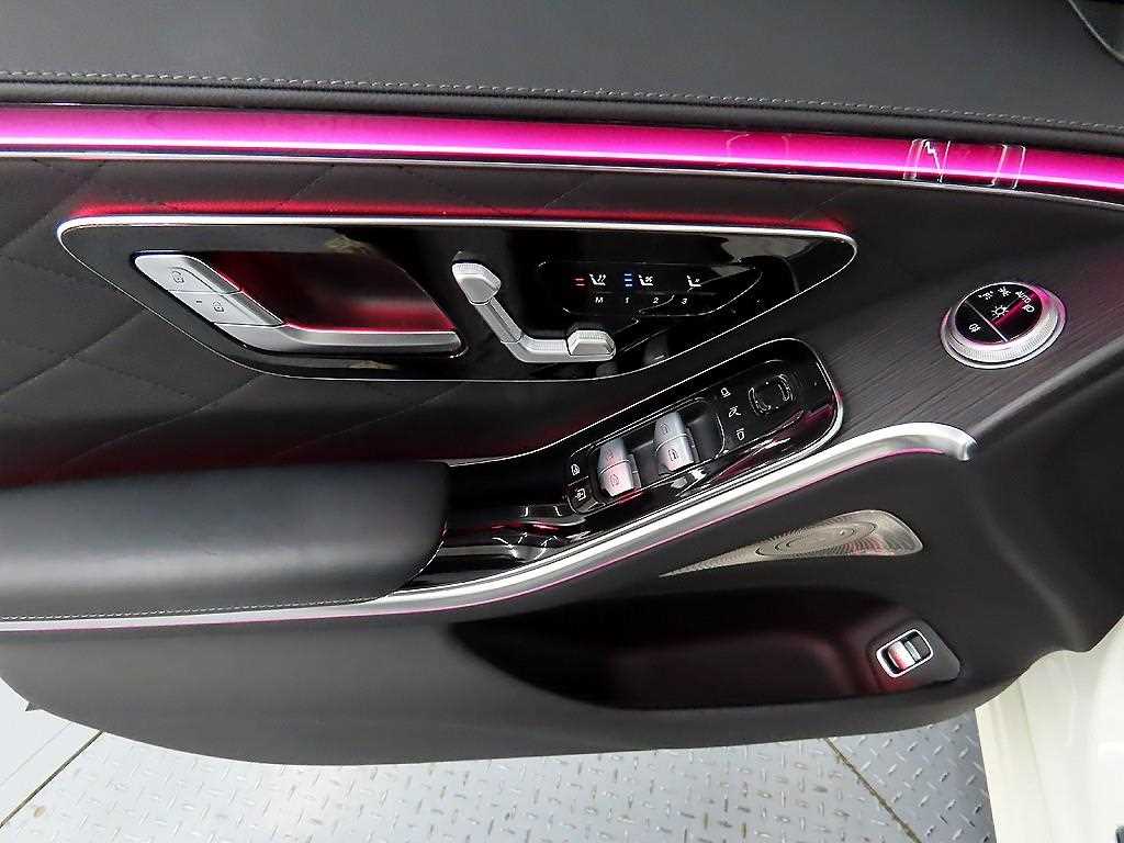 Mercedes Benz S Class - Vista 11