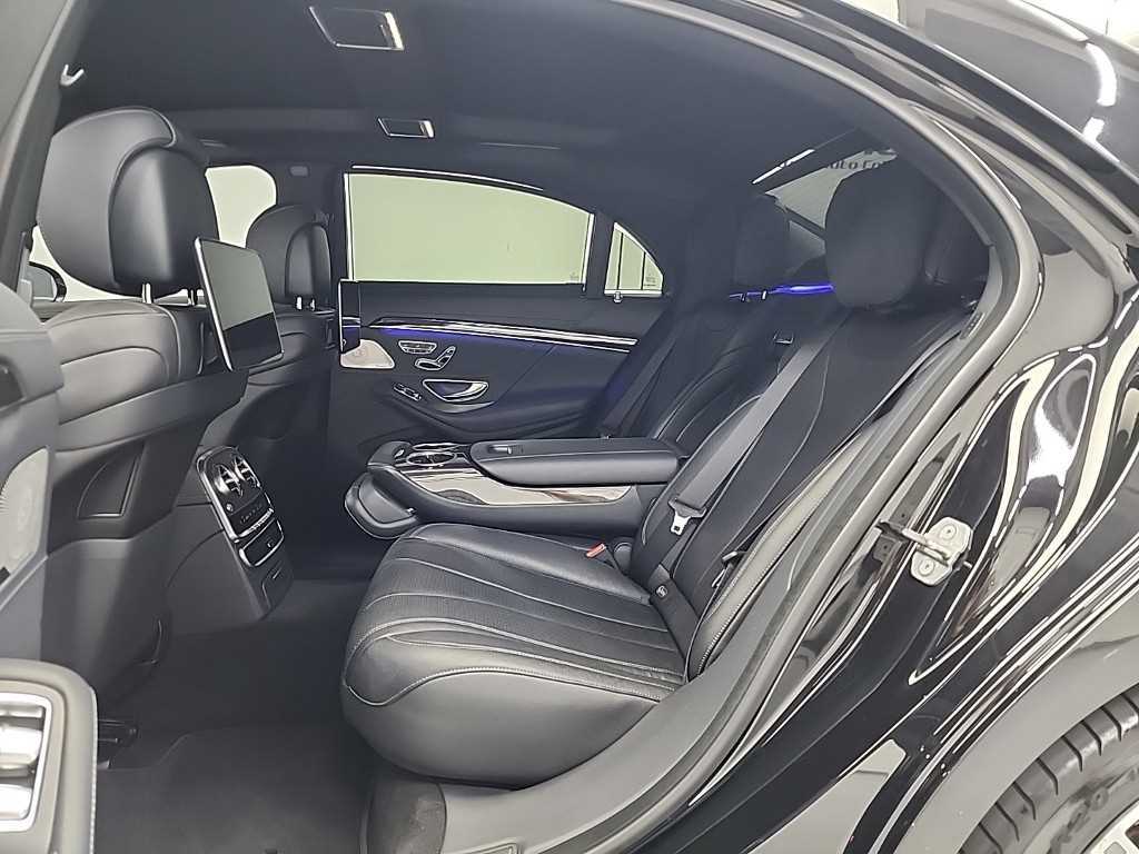 Mercedes Benz S Class - Vista 12