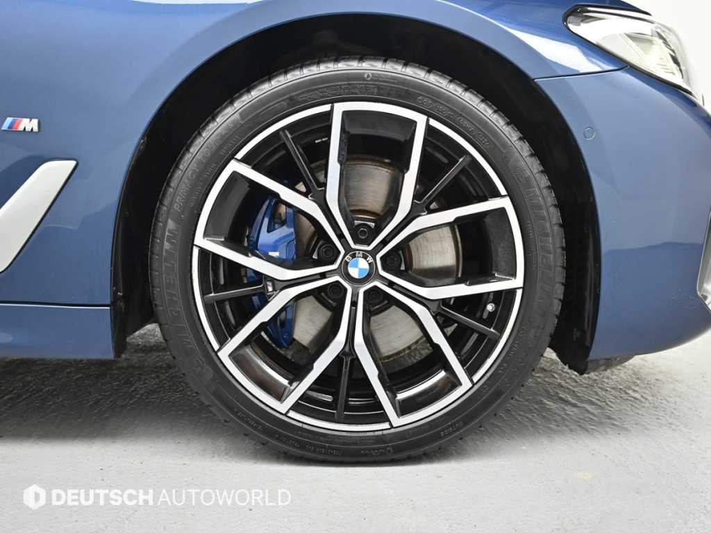 BMW 5 Series - Vista 5