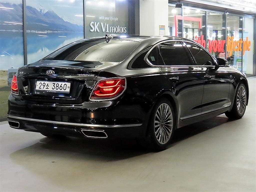 KIA K9 - Vista 4