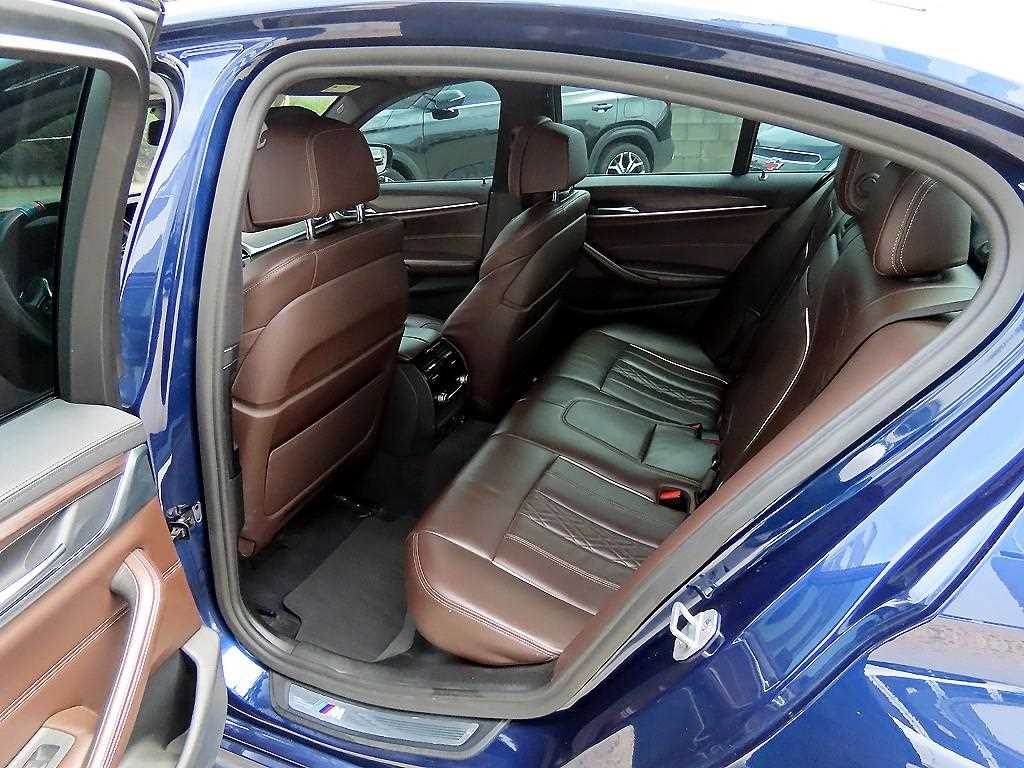 BMW 5 Series - Vista 6