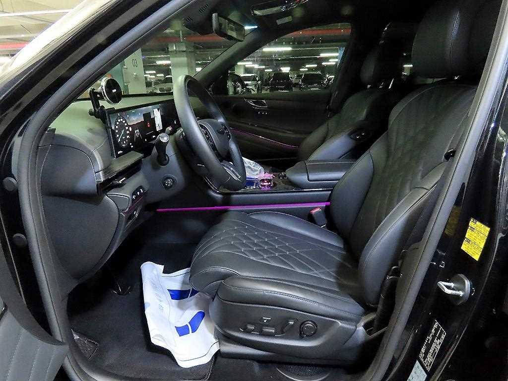 Genesis GV80 - Vista 6