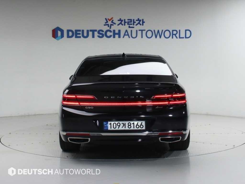 Genesis G90 - Vista 5