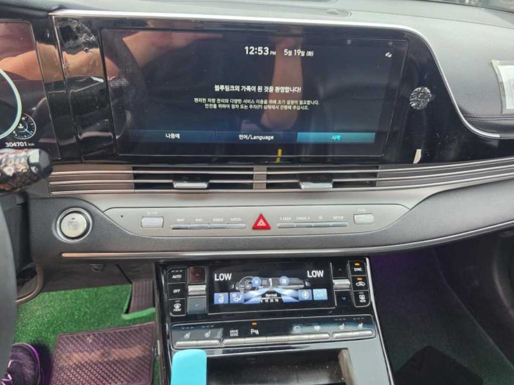 HYUNDAI Grandeur - Vista 10