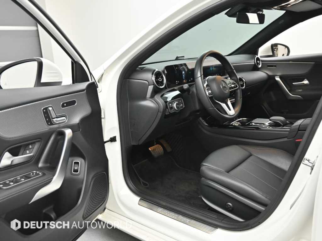 Mercedes Benz A Class - Vista 11